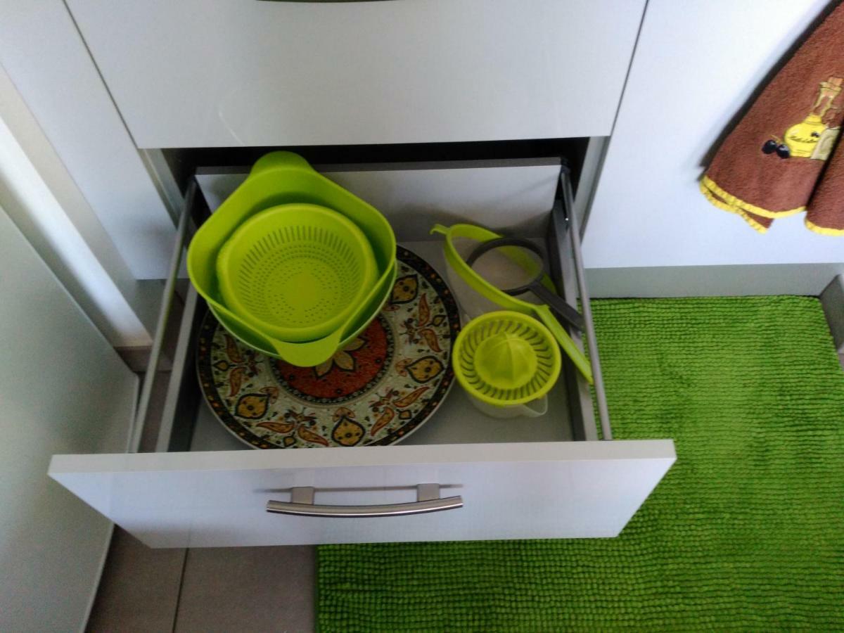 Appartement F3 Avec Parking Privee Saint-Priest  Bagian luar foto
